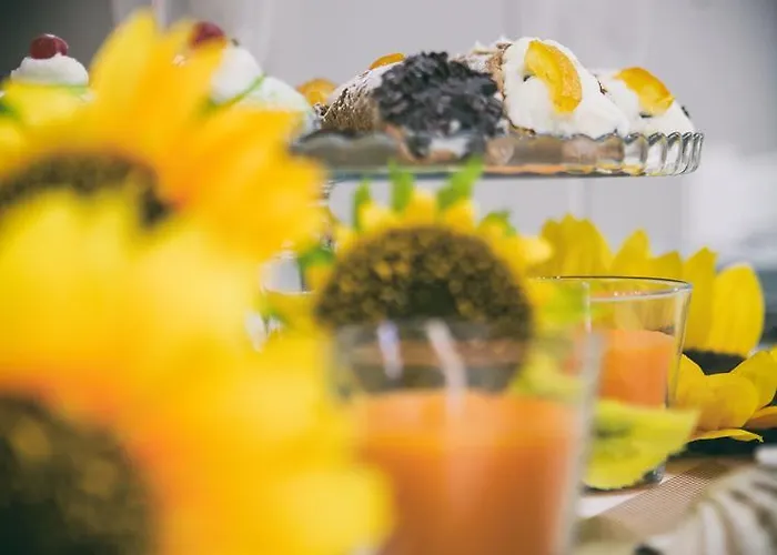 Light Blue Balestrate