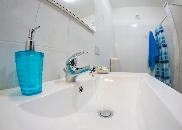 Light Blue Lägenhet Balestrate